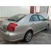 toyota avensis (_t25_) del año 2005