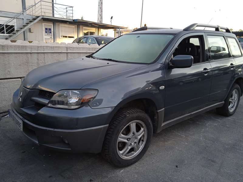 MITSUBISHI OUTLANDER (CU0W)