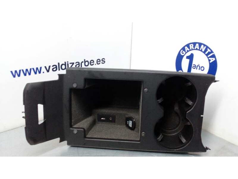 BANDEJA POSAVASOS CENTRAL 95B863239G 