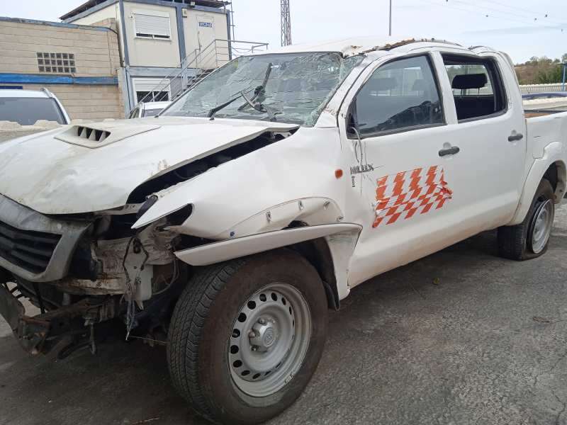 TOYOTA HILUX (KUN)