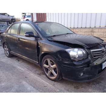 TOYOTA AVENSIS SEDÁN (_T25_)