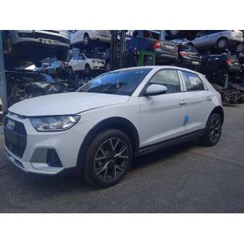 AUDI A1 CITYCARVER (GBH) de desguace