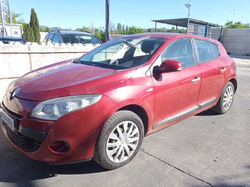 RENAULT MEGANE III BERLINA 5 P