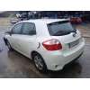 toyota auris del año 2011
