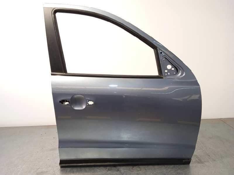 PUERTA DELANTERA DERECHA 760042B030 