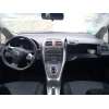 toyota auris del año 2011