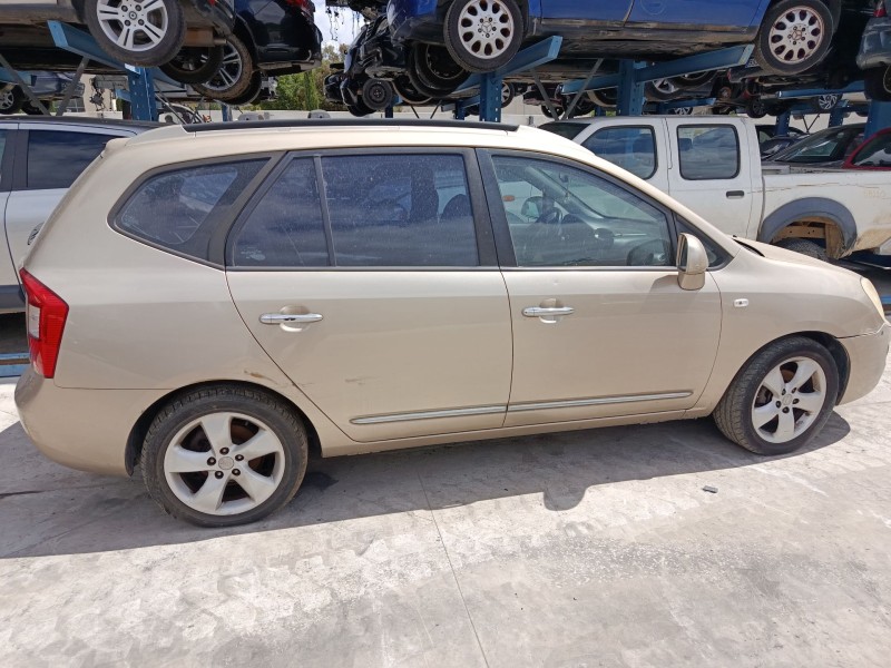 KIA CARENS III MONOSPACE (UN)
