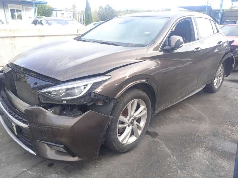 INFINITI Q30