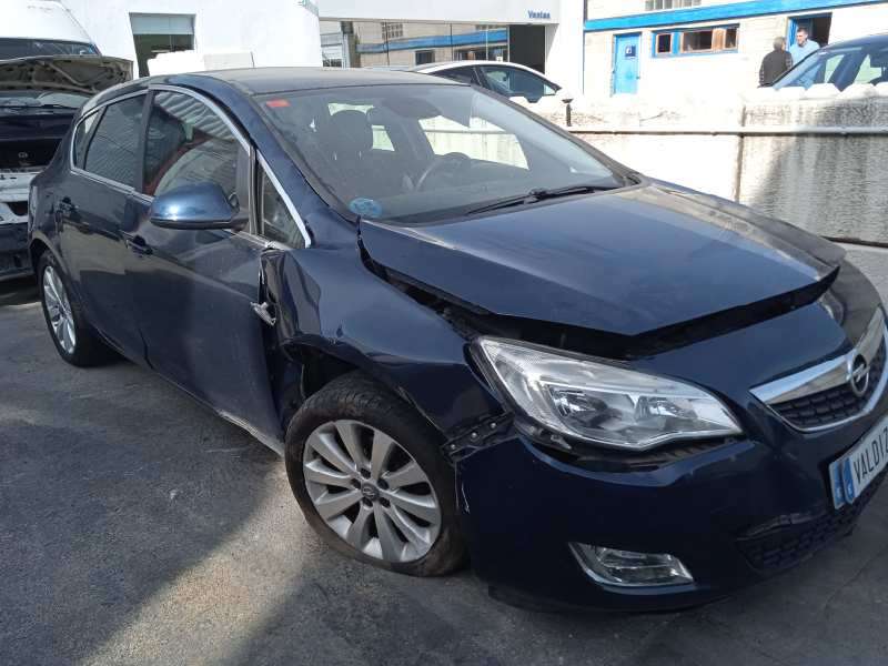 OPEL ASTRA J LIM.