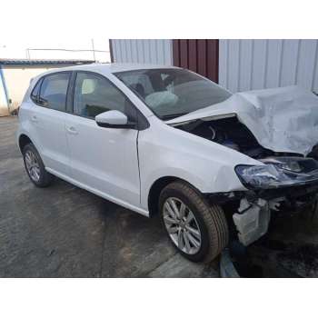 VOLKSWAGEN POLO (6C1)