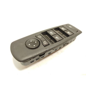 MANDO ELEVALUNAS DELANTERO IZQUIERDO 809610007R 