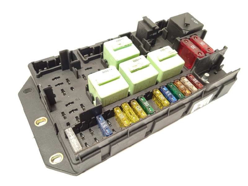 CAJA RELES / FUSIBLES YQE000350 045106051403 518776109