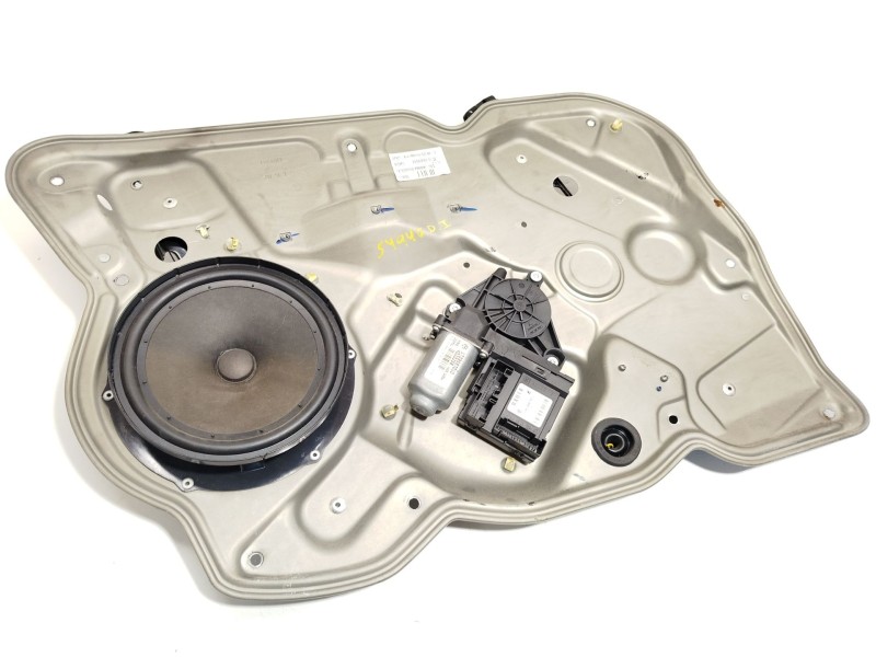 ELEVALUNAS DELANTERO IZQUIERDO 1Z1837655G 1T0959701D 