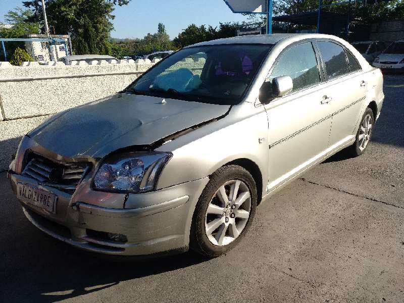 TOYOTA AVENSIS BERLINA (T25)