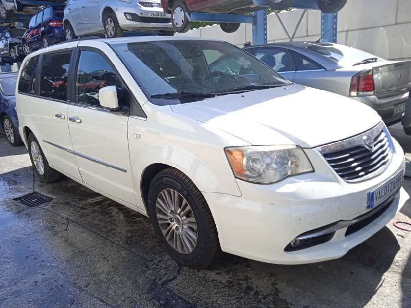 LANCIA VOYAGER (404)