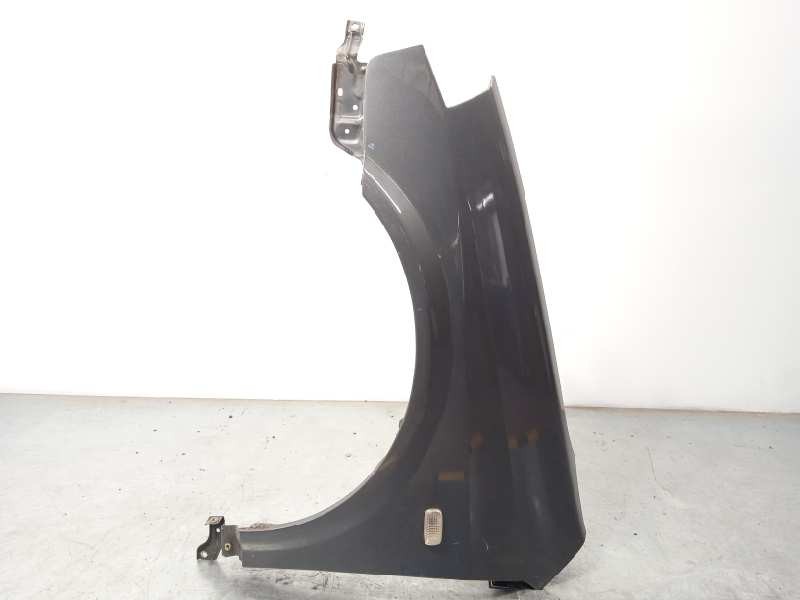 ALETA DELANTERA IZQUIERDA 63101AV630 63101AV630