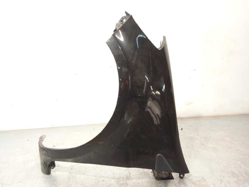 ALETA DELANTERA IZQUIERDA 7701476104 