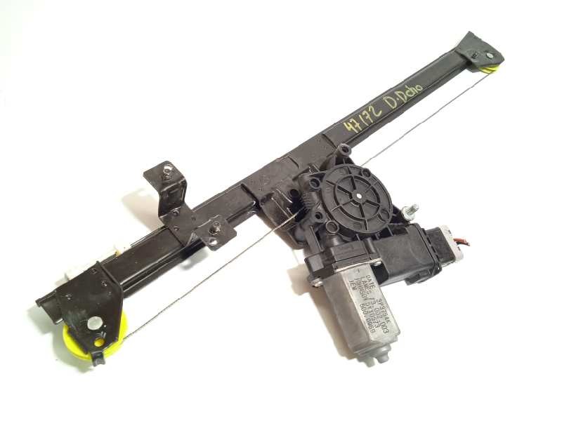 ELEVALUNAS DELANTERO DERECHO 1368921080 