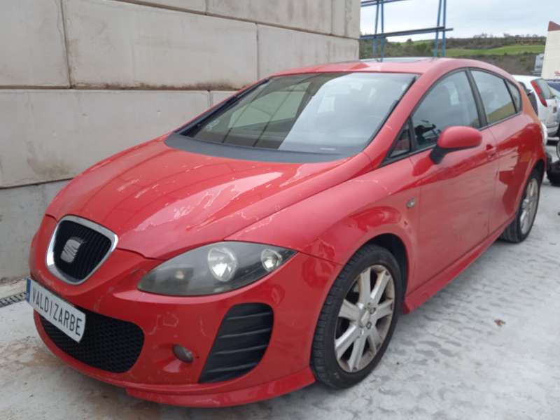 SEAT LEON (1P1)