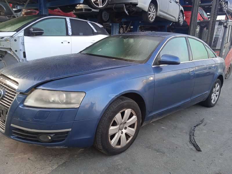 AUDI A6 BERLINA (4F2)