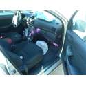 TOYOTA AVENSIS BERLINA (T25)