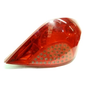 PILOTO TRASERO DERECHO 6351Y7 