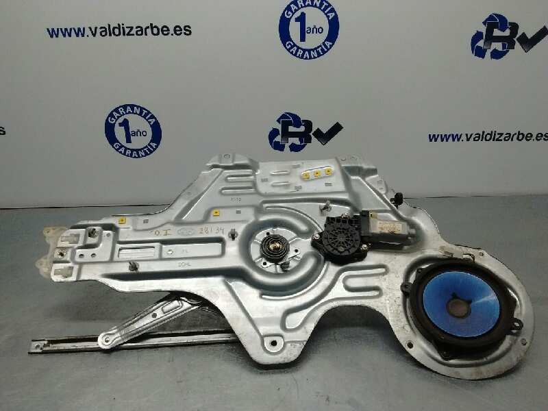 ELEVALUNAS DELANTERO IZQUIERDO 824502F000 