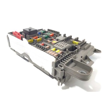 CAJA RELES / FUSIBLES 6931687 61146931687 518954021A