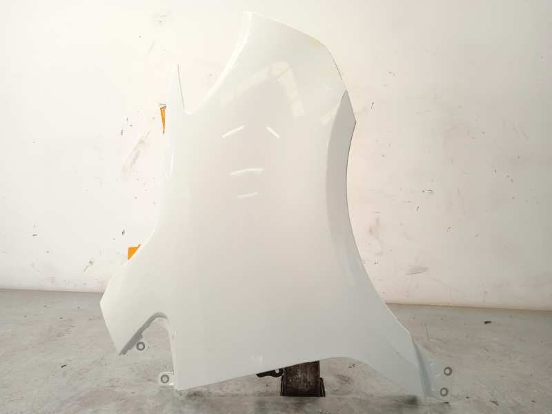 ALETA DELANTERA DERECHA A9108810100 9108810100