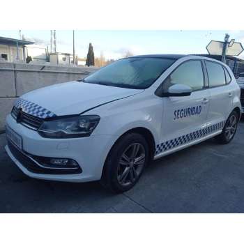 VOLKSWAGEN POLO (6C1)