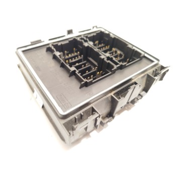 CAJA RELES / FUSIBLES NV4T14D068EDA 2603232 