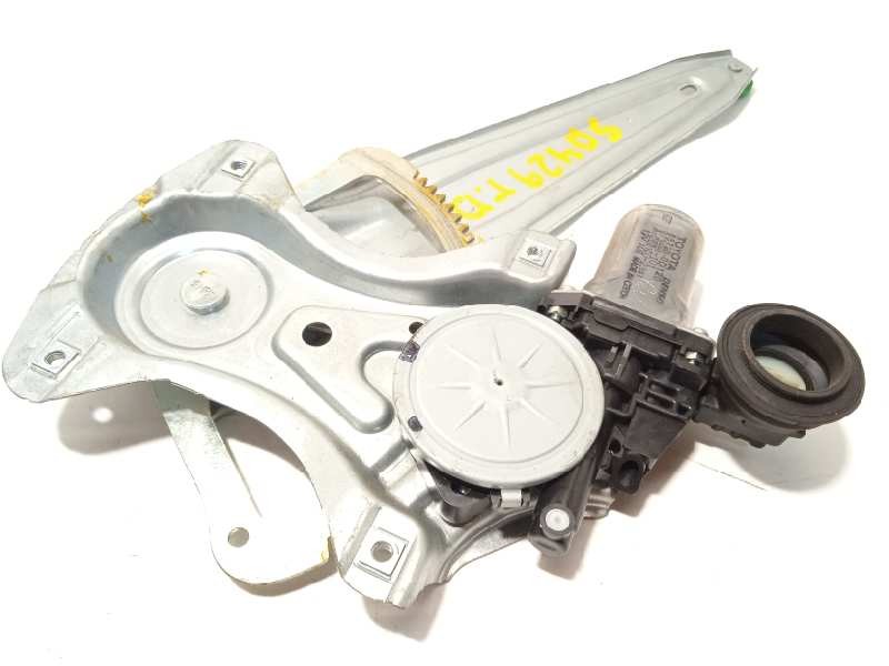 ELEVALUNAS TRASERO DERECHO 857200D120 