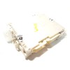 Recambio de caja reles / fusibles para toyota yaris hybrid feel! referencia OEM IAM 8273052K40  