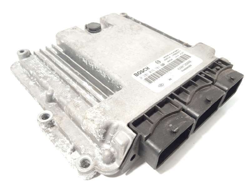 CENTRALITA MOTOR UCE 8200726880 8200980329 0281015781