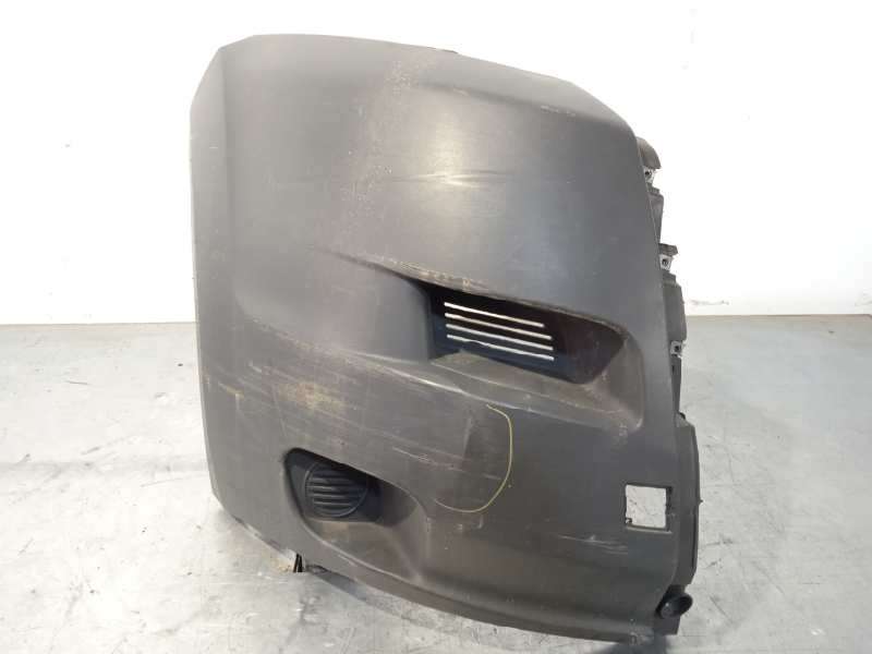 PUNTERA PARAGOLPES DELANTERA DERECHA 735423156 
