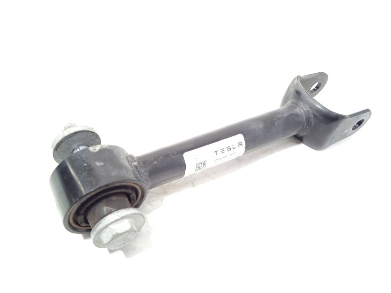 BRAZO SUSPENSION INFERIOR TRASERO DERECHO 104443100G 