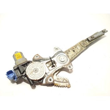 ELEVALUNAS TRASERO DERECHO 827301BN0A 