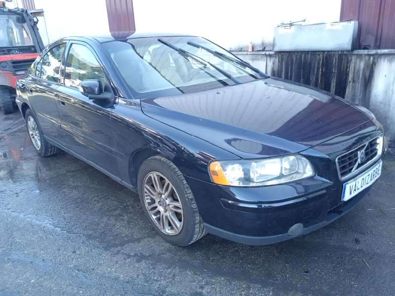 VOLVO S60 BERLINA