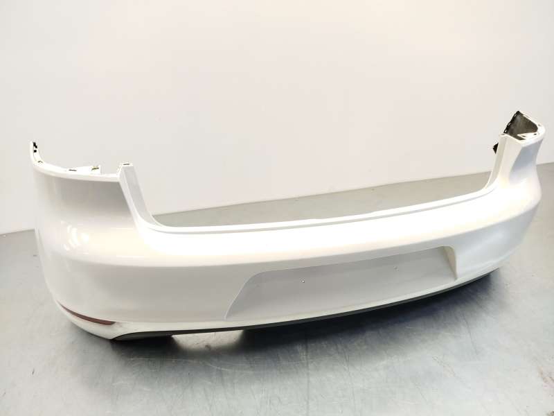 Recambio de paragolpes trasero para volkswagen golf vi (5k1) 2.0 tdi referencia OEM IAM 5K6807417GGRU 2