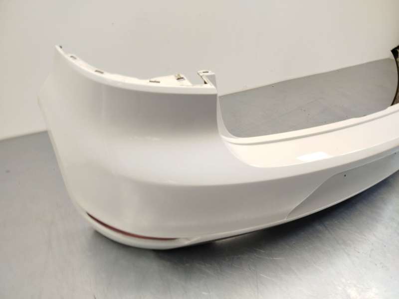 Recambio de paragolpes trasero para volkswagen golf vi (5k1) 2.0 tdi referencia OEM IAM 5K6807417GGRU 5