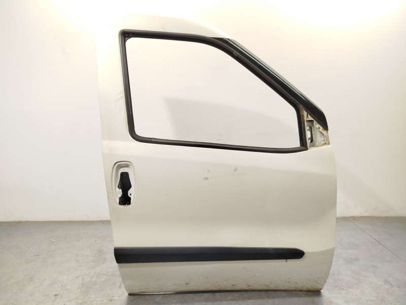 Recambio de puerta delantera derecha para opel combo furgón/monospace (x12) 1.3 cdti (b05) referencia OEM IAM 95530089 95530929