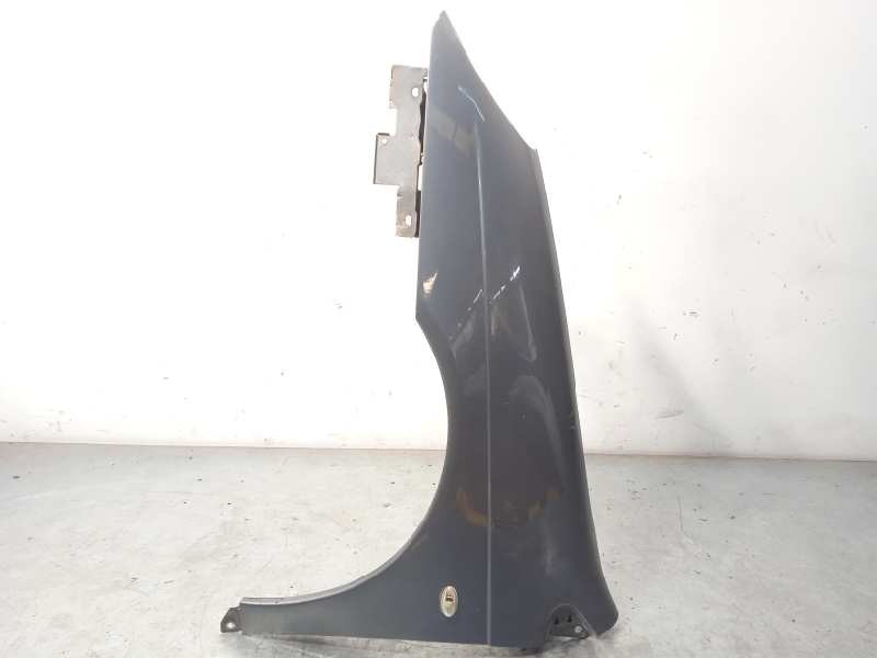 ALETA DELANTERA IZQUIERDA 7840Q2 