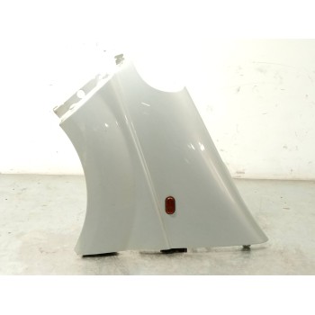 Recambio de aleta delantera izquierda para opel vivaro a autobús (x83) 1.9 di (f7, j7, a07) referencia OEM IAM 93188420  