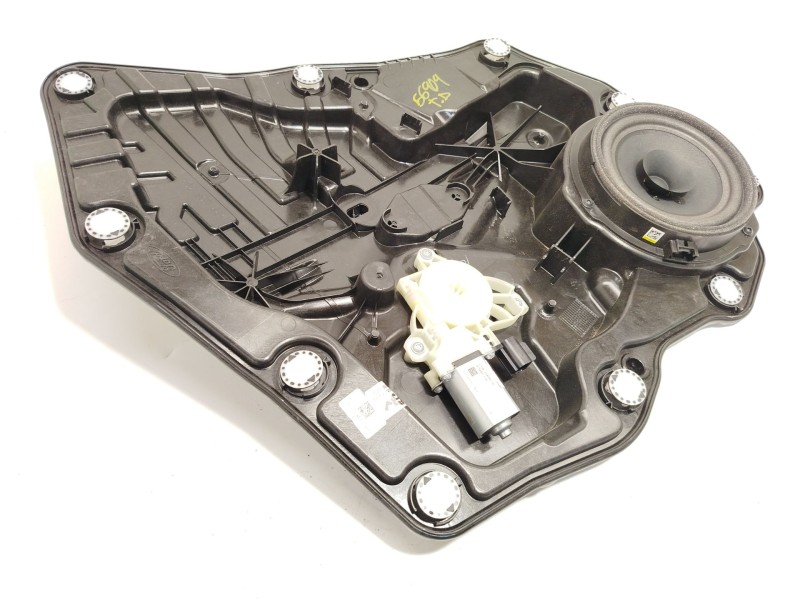 ELEVALUNAS TRASERO DERECHO L1TBS27000CG 