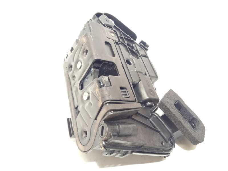 CERRADURA PUERTA DELANTERA DERECHA 5TB837016C 