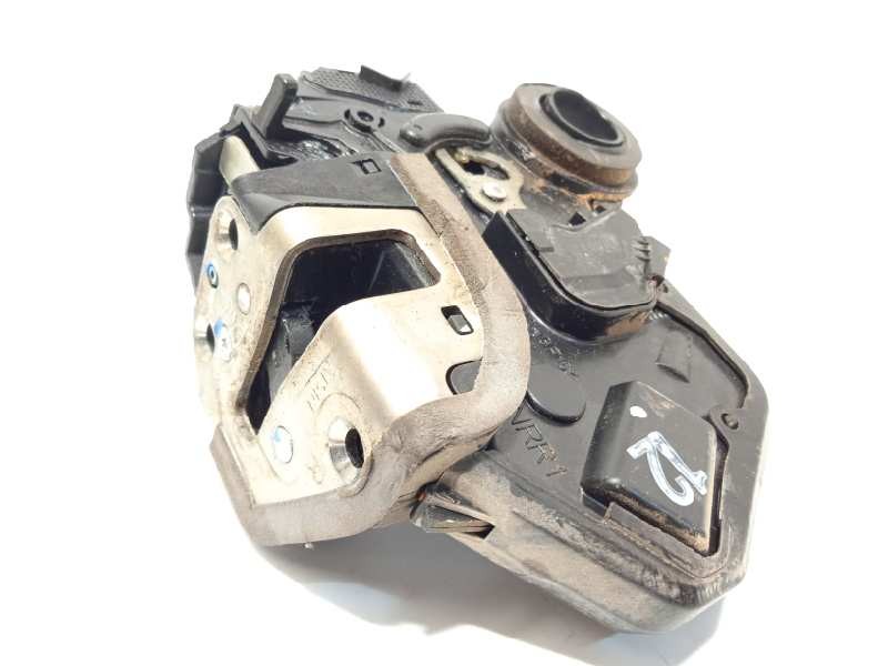 CERRADURA PUERTA TRASERA DERECHA 690500K040 