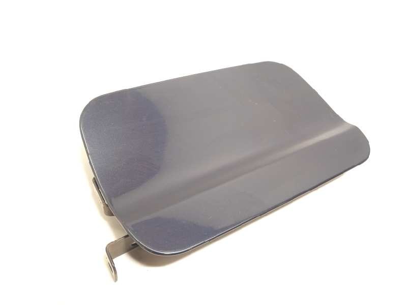 TAPA EXTERIOR COMBUSTIBLE 7001027 51177001027 