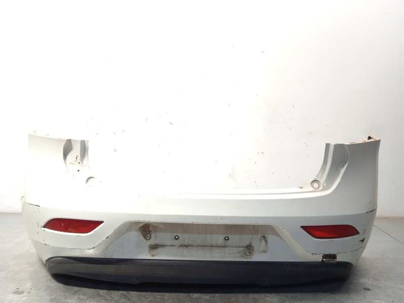 PARAGOLPES TRASERO 39820432 