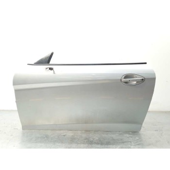 PUERTA DELANTERA IZQUIERDA 760032C300 