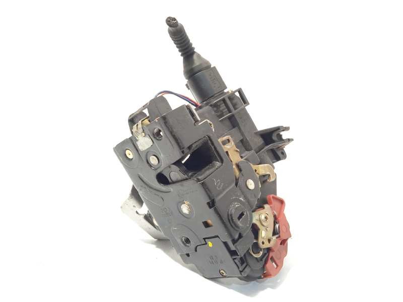 CERRADURA PUERTA TRASERA DERECHA 8E0839016C 